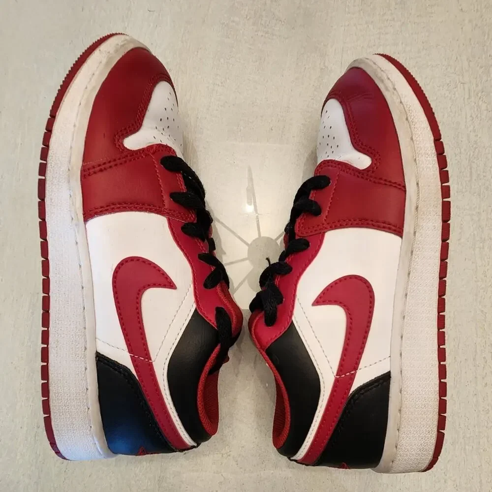 Nike Jordan Youth Red Black 553560-163 SZ 5Y Sneakers